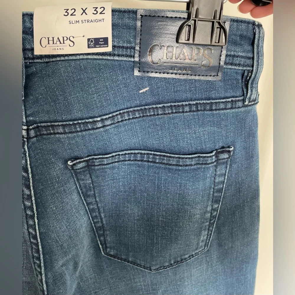 NWT Chaps Blue Slim Straight-Leg Jeans with Classic Fit 32x32
